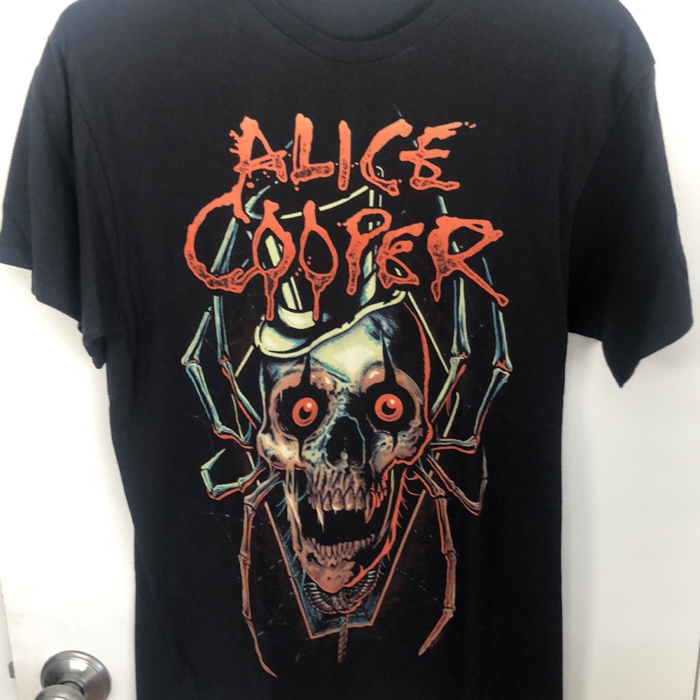 NWOT Alice Cooper T-shirt - Adult M